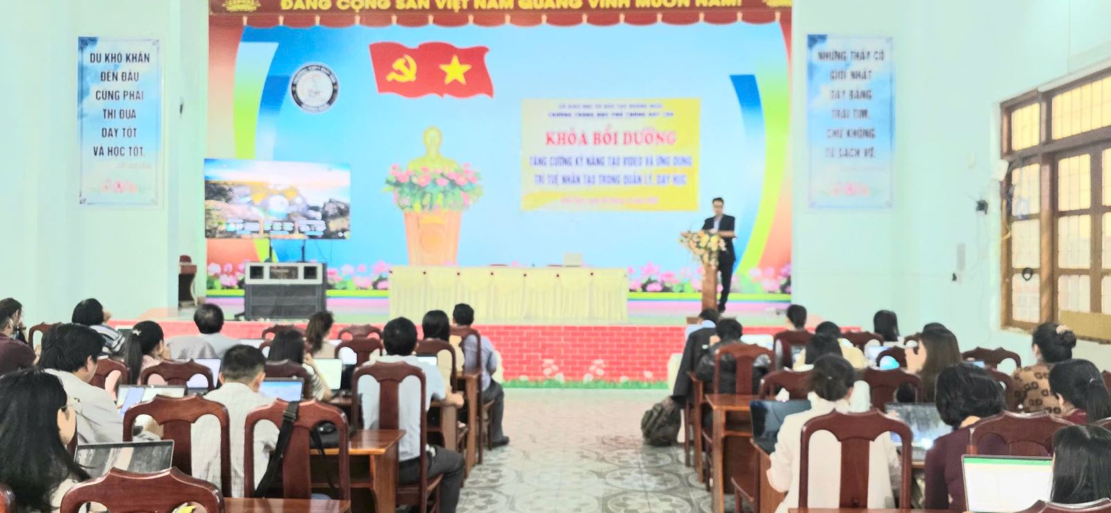 📌 KHÓA BỒI DƯỠNG: TĂNG CƯỜNG KỸ NĂNG TẠO VIDEO VÀ ỨNG DỤNG TRÍ TUỆ NHÂN TẠO TRONG QUẢN LÝ, DẠY HỌC.